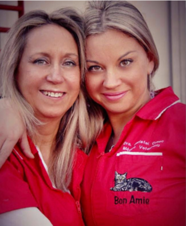 Dra. Ingrid Hellberg y Dra. Christel Cuneo — Clínica Veterinaria Bon Amie